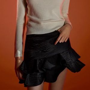 New Zara Ruffle Black Mini Skirt Size Medium